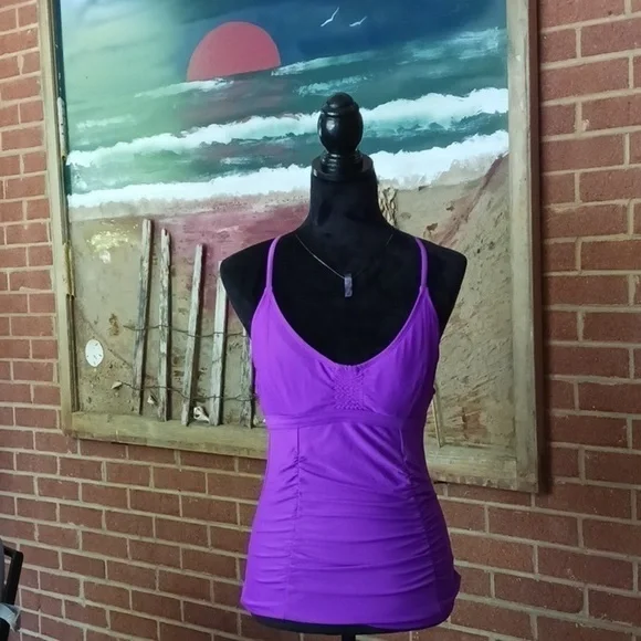 Athleta swim top  size 34C - Picture 3 of 8